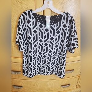 Chico's reversible short sleeve top. Size 0 (US size 4) perfect new conditi